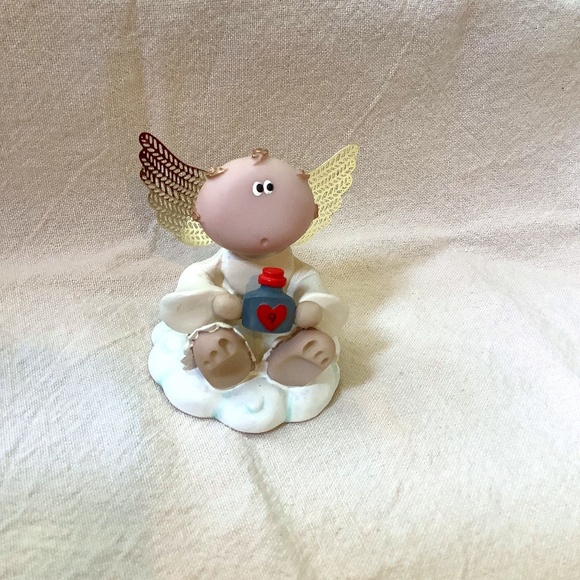 Angel Cheeks Figurine - Picture 1 of 1
